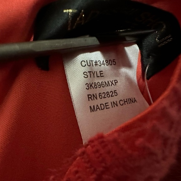 Tadashi Shoji Floral Embroidered Lace Scalloped V-Neck Dress Sz 6 Petite Red - Picture 7 of 9